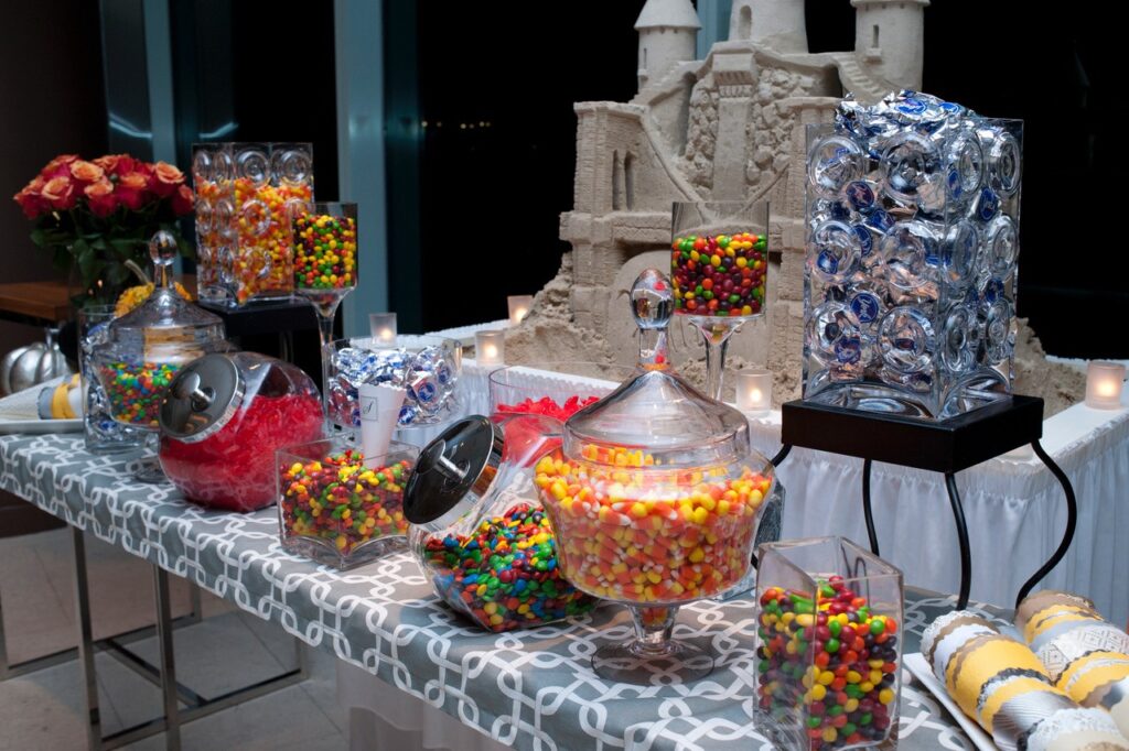 Candy Display 1 1024x682 - Stations